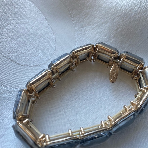 Natasha Bracelet (Stretchable) - Picture 3 of 4